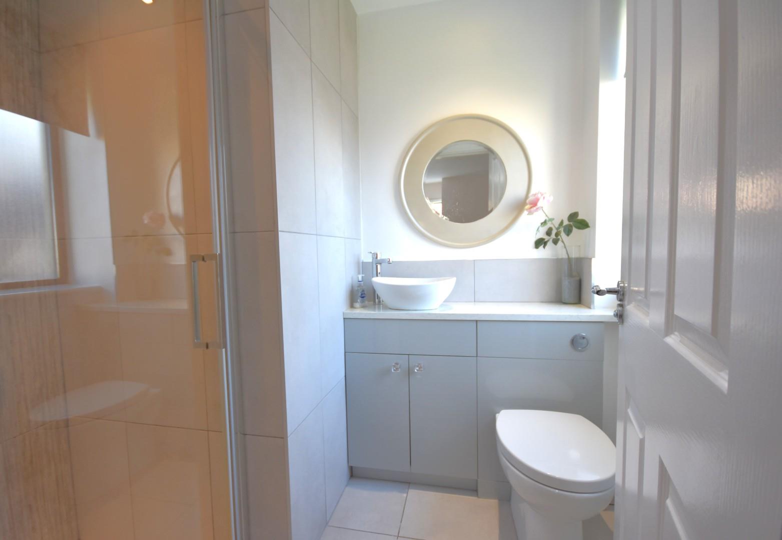 4 Romilly Views, Highfield Close Barry CF62 6NP